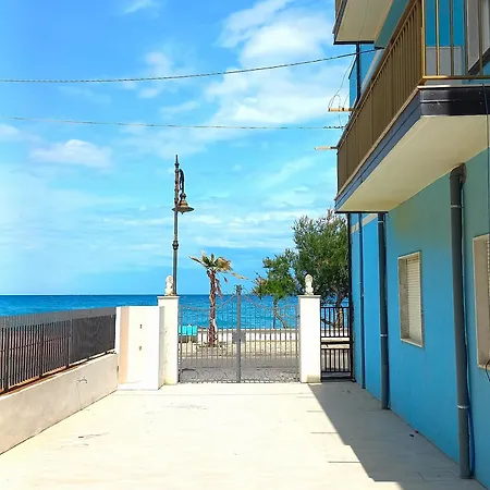 ベッド・アンド・ブレックファスト Acquamarina Deluxe 3*