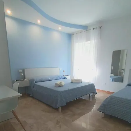 Acquamarina Deluxe Oda ve Kahvaltı Cariati