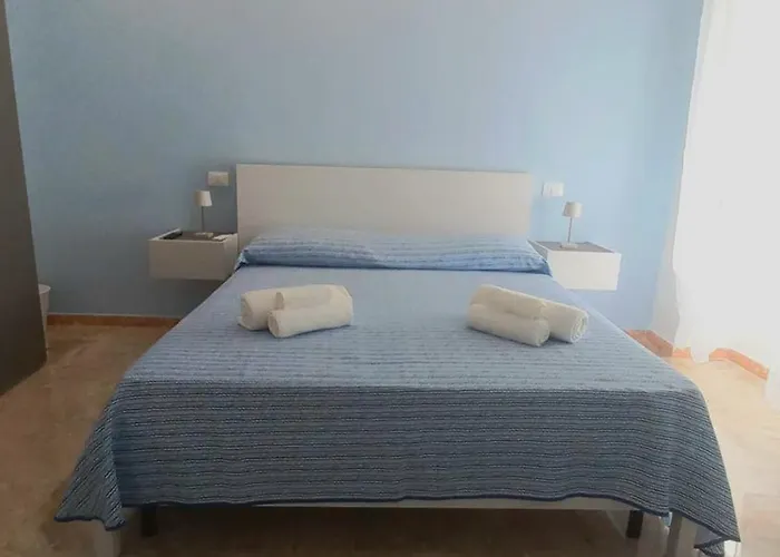 Acquamarina Deluxe Bed and breakfast