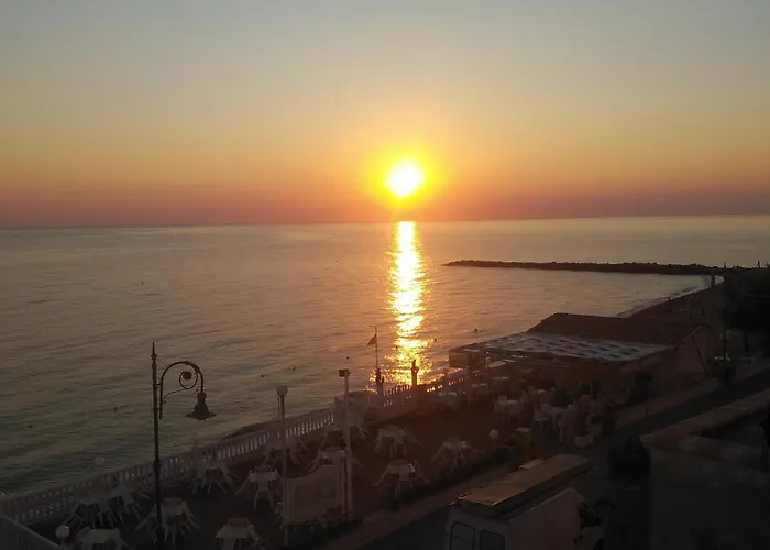 Oda ve Kahvaltı Acquamarina Deluxe 3*